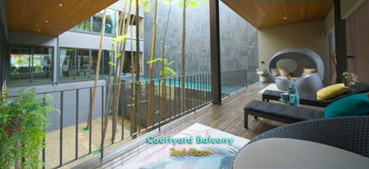 Lat Phrao Courtyard House 16