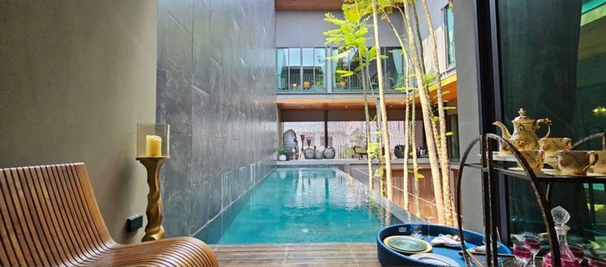 Lat Phrao Courtyard House 19