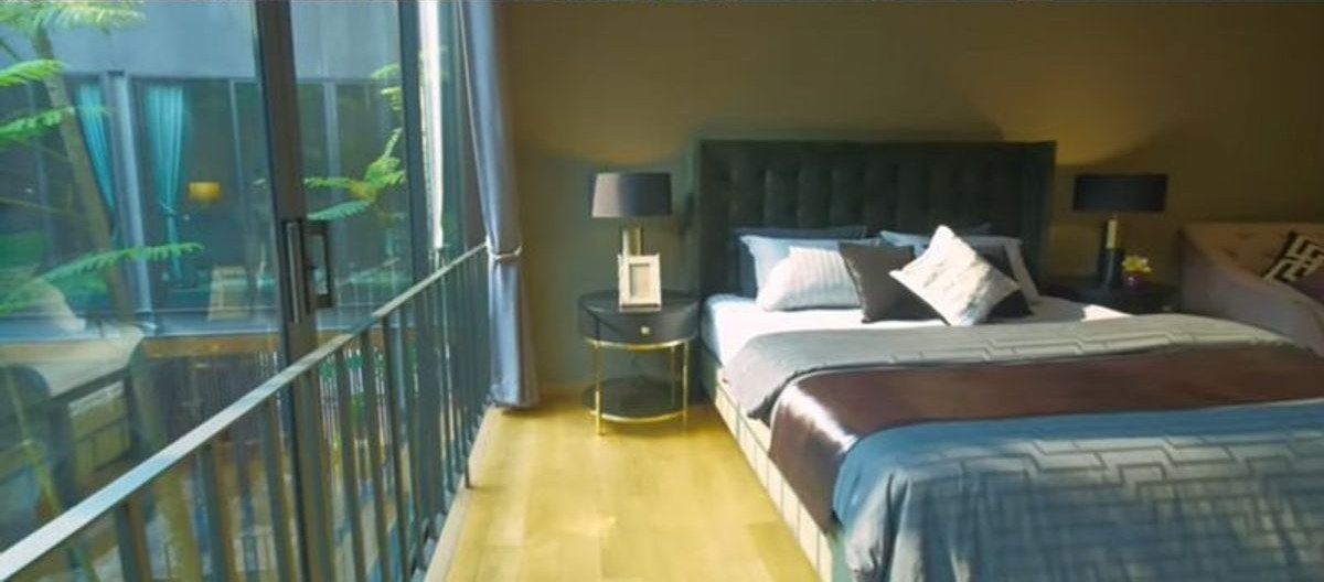 Lat Phrao Courtyard House 29